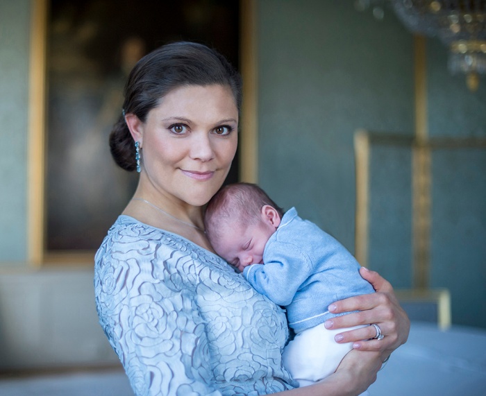 Ruotsin kruununprinsessa Victoria ja prinssi Oscar, Kuninkaalliset, Hovikirjeenvaihtaja